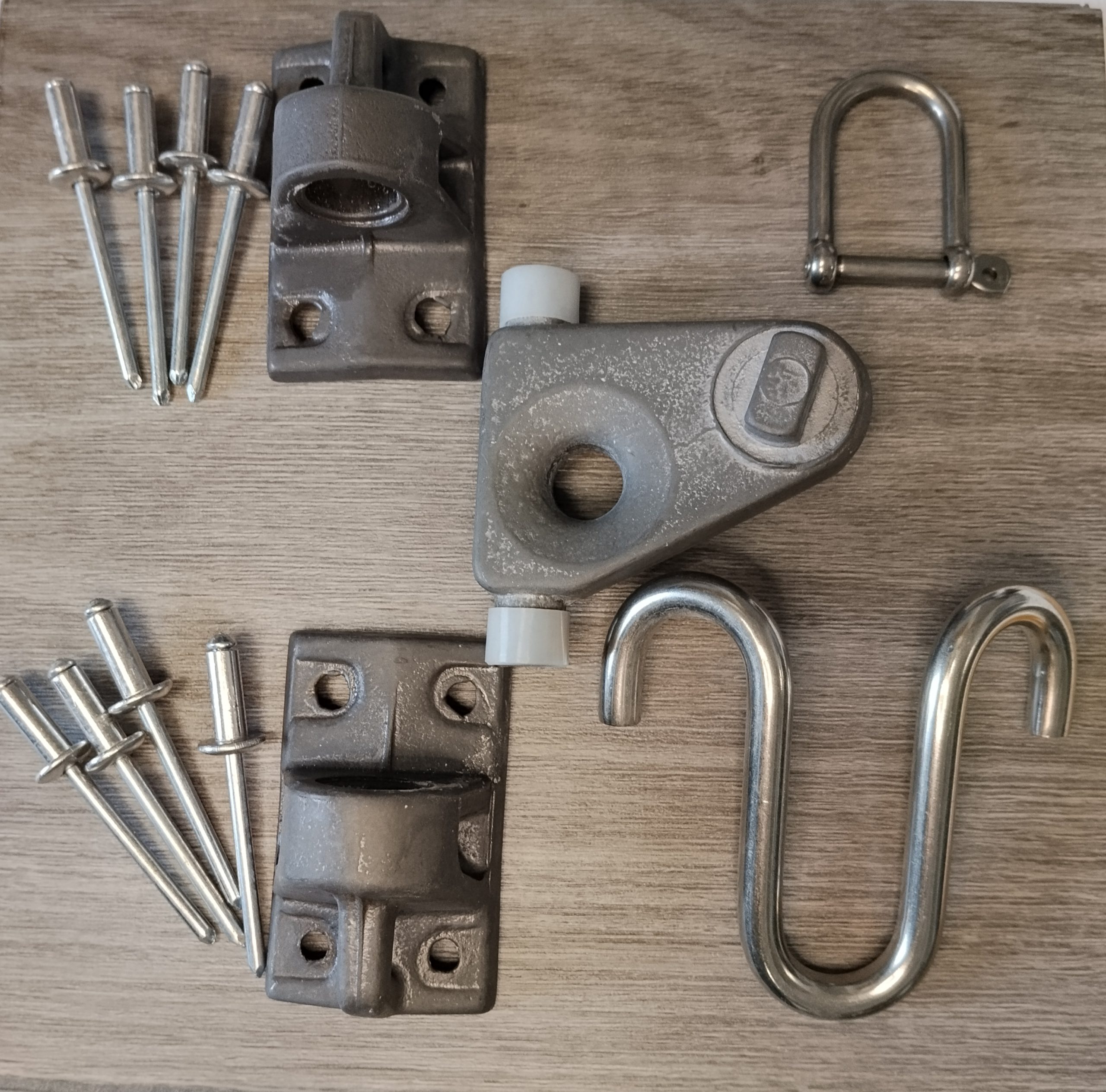 Vit de mulet 2 demi platines Noix avec ergot Z Spars